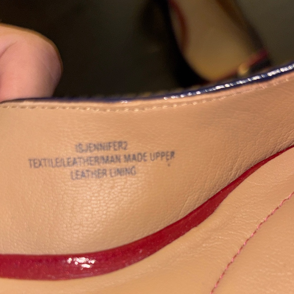 Isaac Mizrahi Vintage Red and Navy Pointed-Toe Slingback Pumps Sizs 9 - Picture 5 of 7